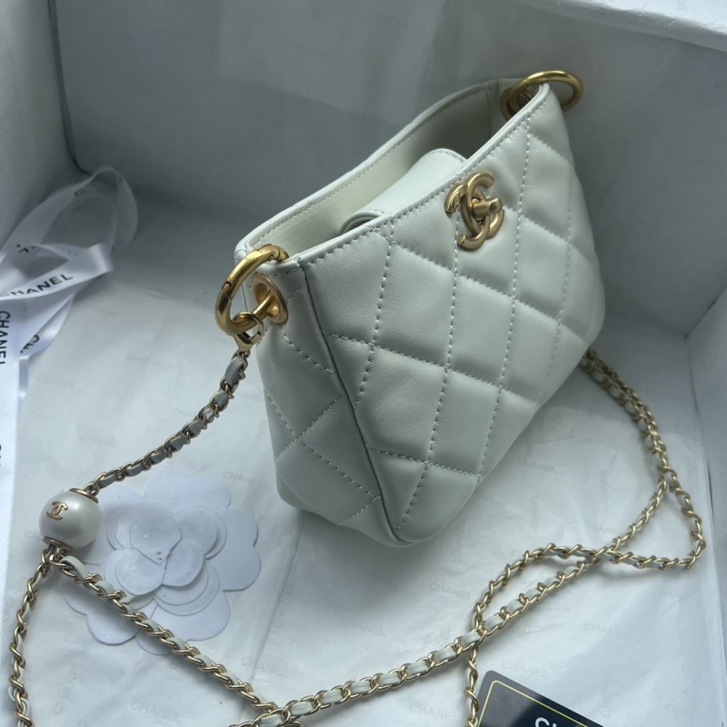Ch**el hobo bags